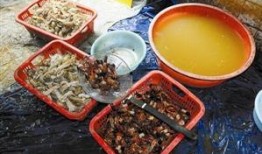 食物最新事件爆料新闻,食物安全事件频发，消费者权益如何保障？